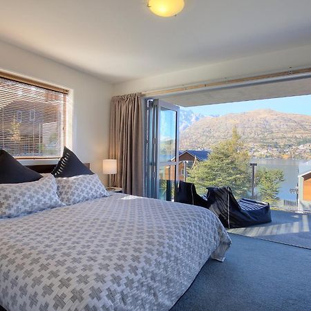 Alpine Vista - Queenstown Holiday Home Buitenkant foto